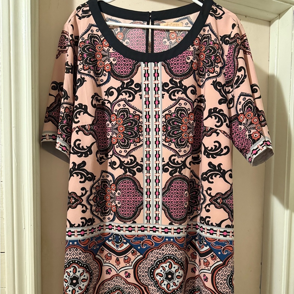 Gibson Pink and Black Sheath Dress 3/4 Sleeve Crew Neck